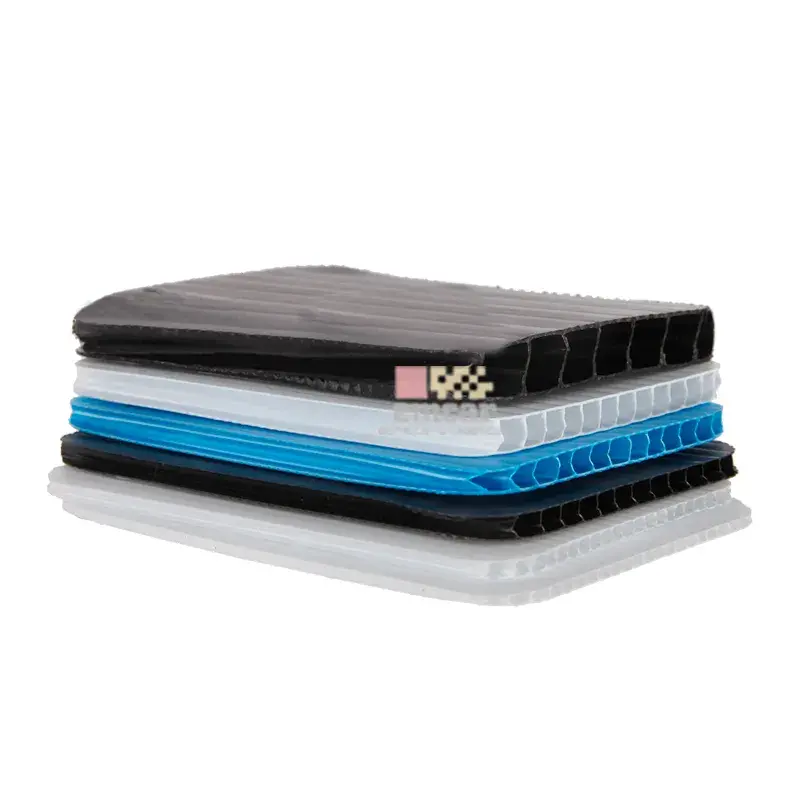 COROPLAST 4.0 MM 122X244 NEGRO REC.